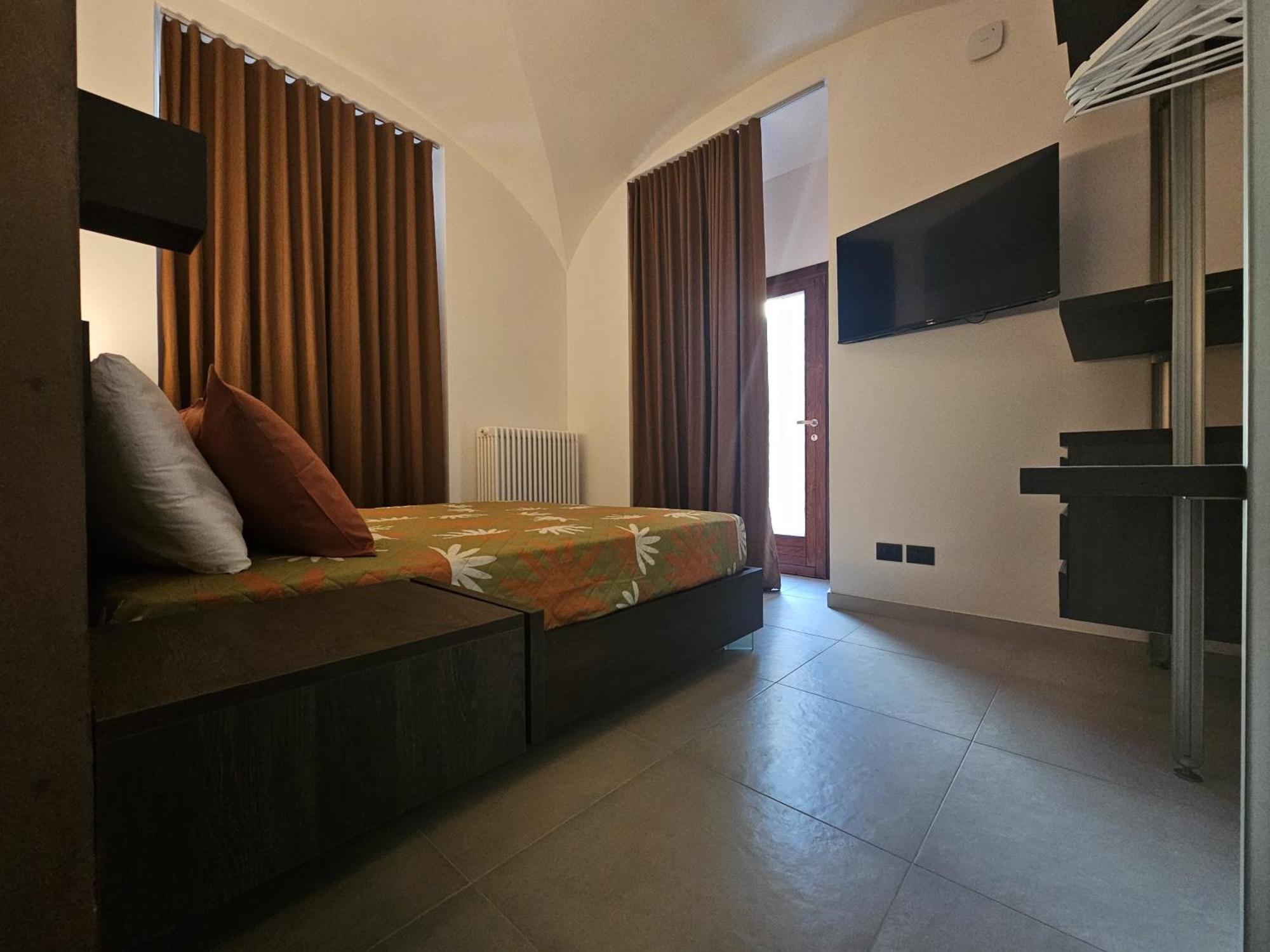 Dimora Adelfina - L'Aquila Centro Villa Exterior photo